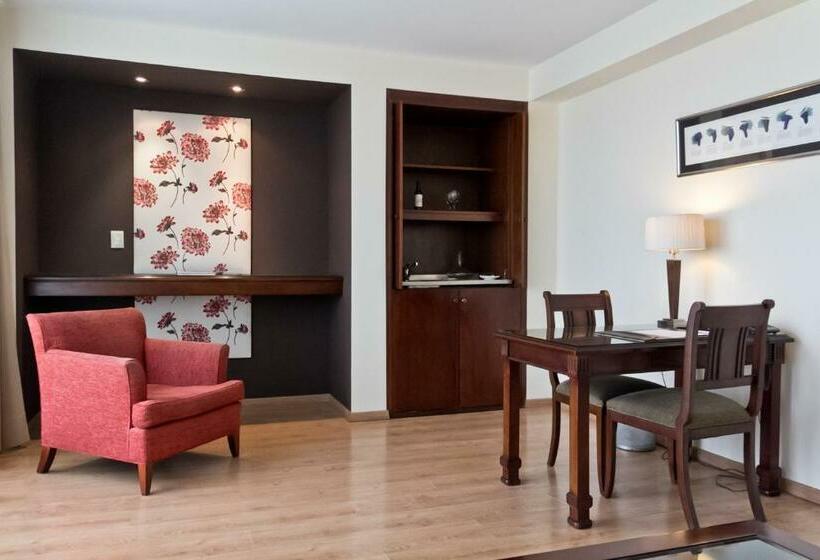 Suite Premium, Amerian Executive  Mendoza