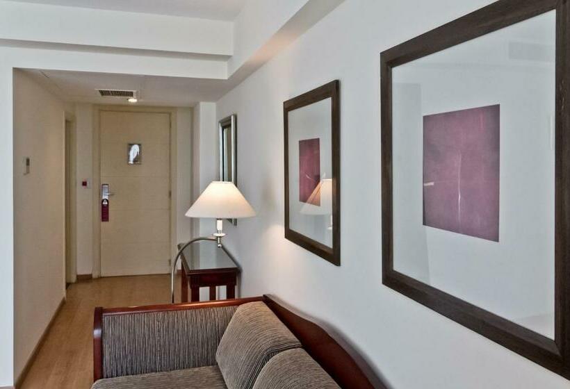 Suite Premium, Amerian Executive  Mendoza