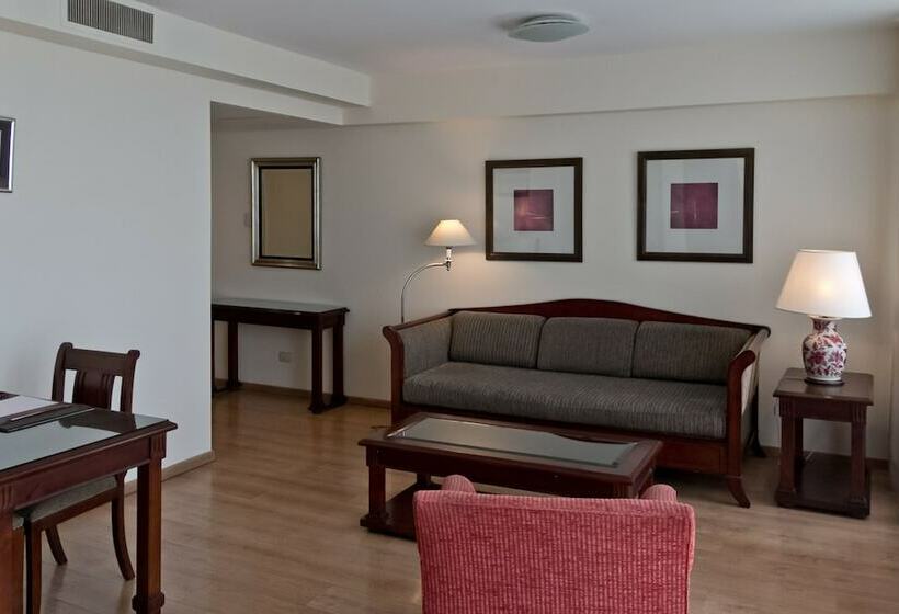 Suite Premium, Amerian Executive  Mendoza