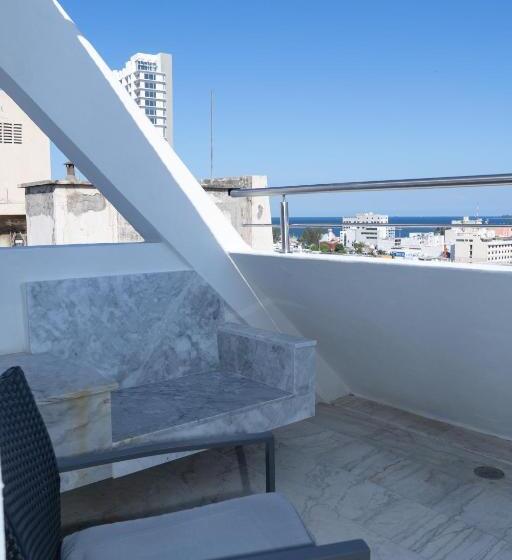 اتاق استاندارد با چشم‌انداز, Hawaii Hotel Veracruz