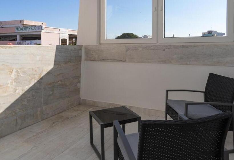 اتاق لوکس, Hawaii Hotel Veracruz