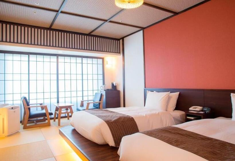 Quarto Executivo, Ana Holiday Inn Resort Miyazaki