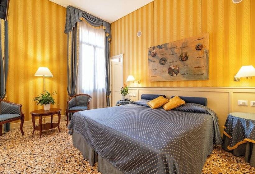 Chambre Supérieure, Bella Venezia