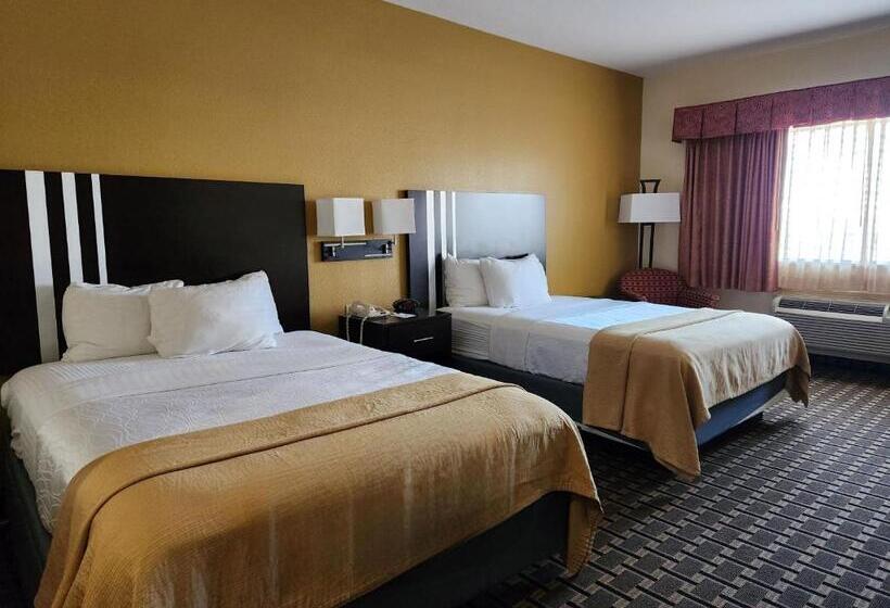 اتاق استاندارد, Days Inn & Suites By Wyndham Sam Houston Tollway