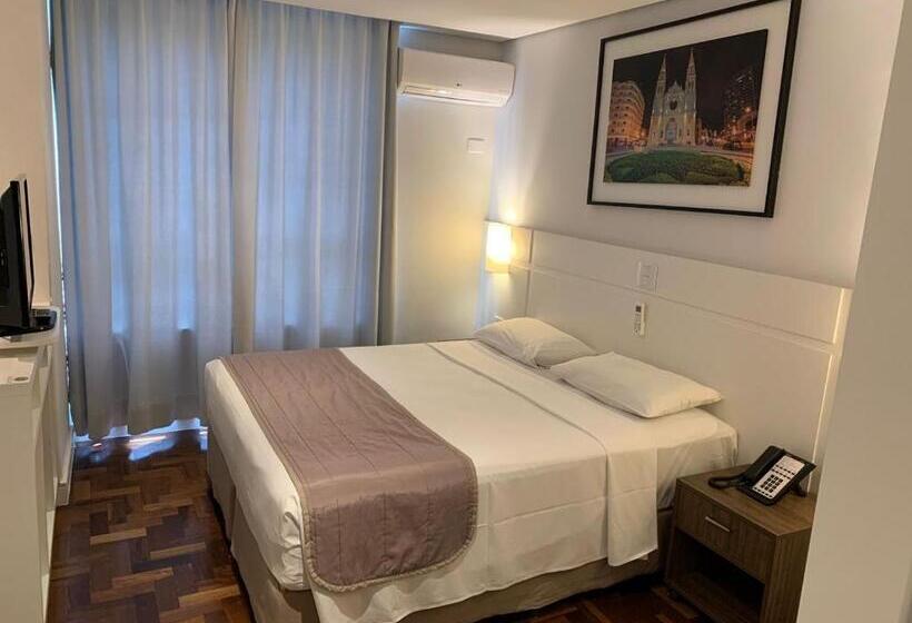 Standard Triple Room, Centro Europeu