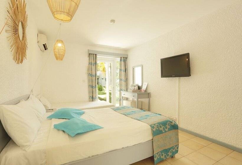 اتاق استاندارد با چشم‌انداز باغ, Cocotiers Hotel – Mauritius