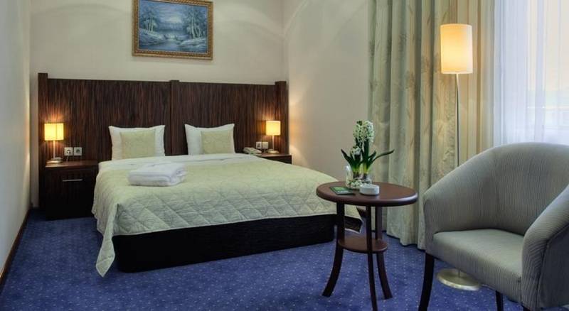 اتاق اجرایی, Ana Crowne Plaza Toyama, An Ihg