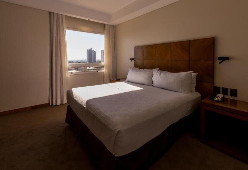 Executive-Zimmer, Crowne Plaza Asunción, An Ihg