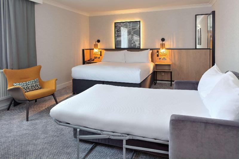 اتاق لوکس با تخت دو نفره بزرگ, Doubletree By Hilton London Elstree