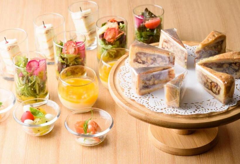 اتاق اجرایی, Kanazawa Tokyu
