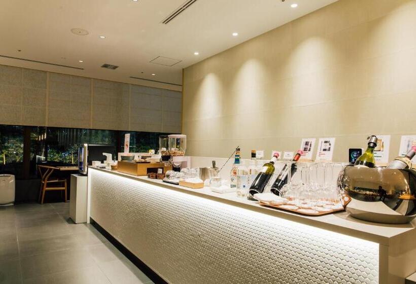 سوئیت کلاب, Kanazawa Tokyu
