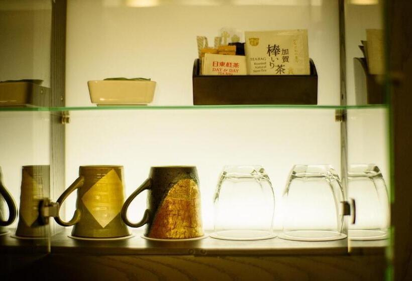 سوئیت کلاب, Kanazawa Tokyu