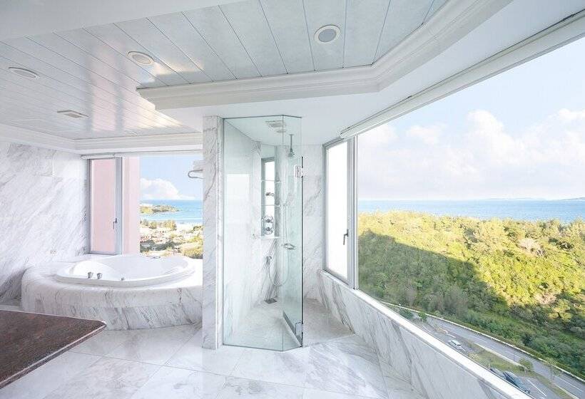 سوییت با چشم‌انداز دریا, Oriental Hotel Okinawa Resort & Spa