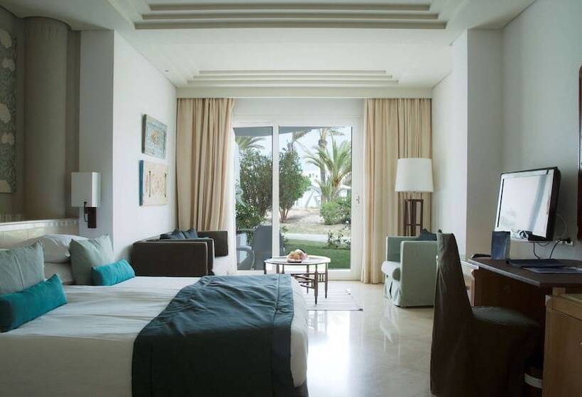 Superior Room with Terrace, Radisson Blu Palace Resort & Thalasso, Djerba