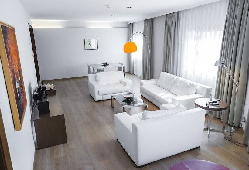 سوییت, Veracruz Plaza & Spa