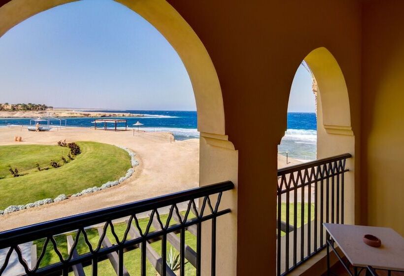 اتاق لوکس با تخت دو نفره بزرگ, Jaz Lamaya Resort