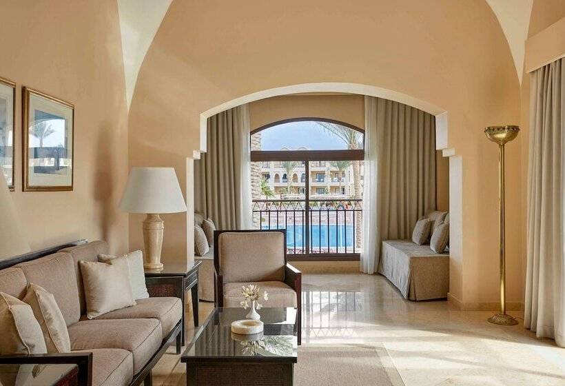 سوییت جونیور, Jaz Lamaya Resort