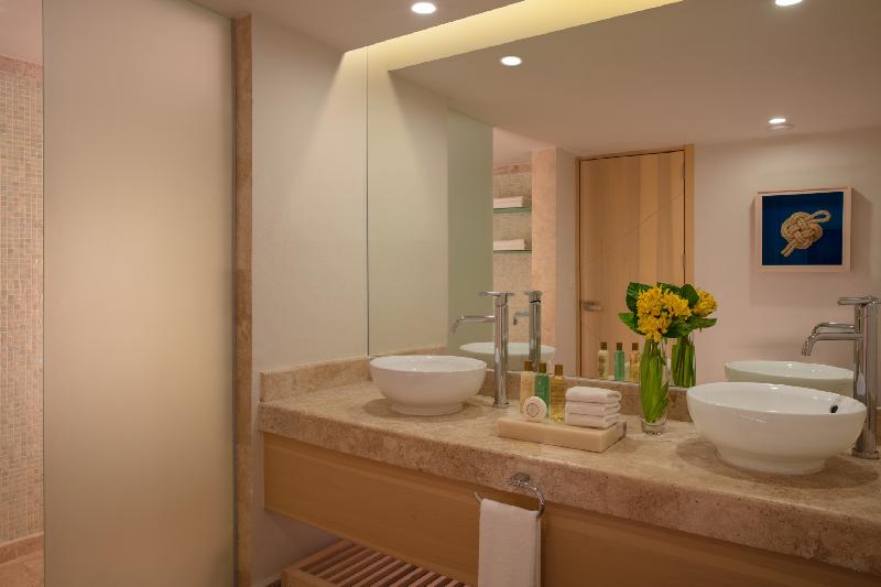 Club Room Sea View, Dreams Aventuras Riviera Maya   All Inclusive