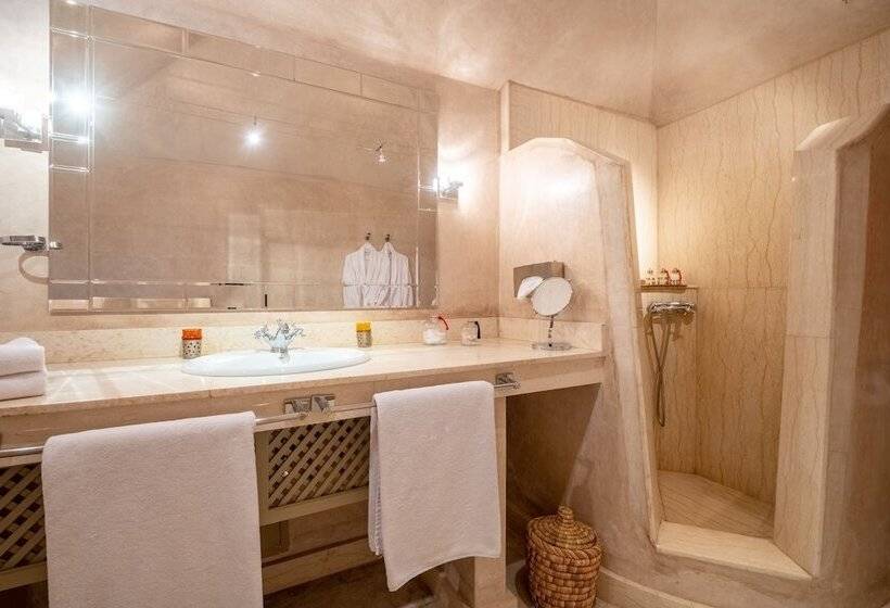 سوییت جونیور, Riad Alma