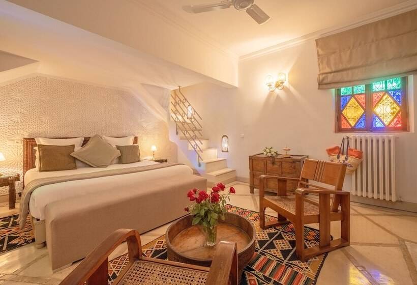 سوییت جونیور, Riad Alma