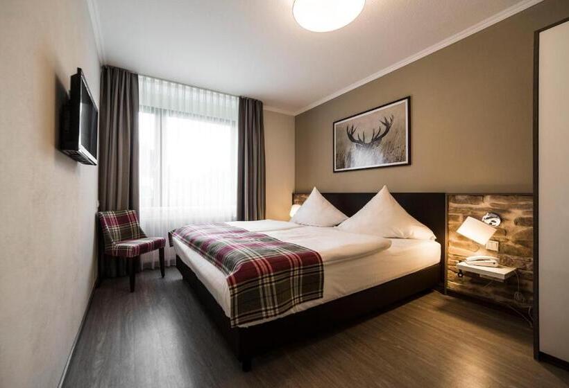 Quarto Classe Business, Akzent Hotel Thiemann