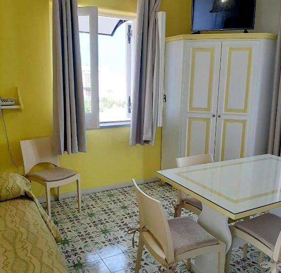 1 Bedroom Apartment, Residence Mendolita