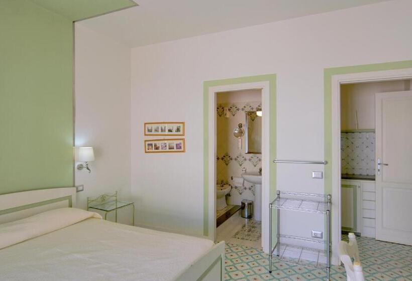 Standard Studio, Residence Mendolita