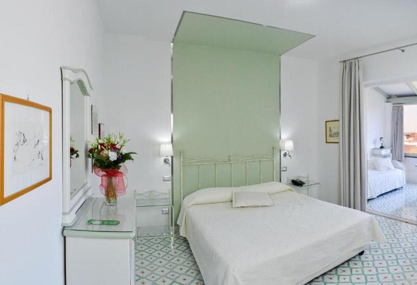 Standard Studio, Residence Mendolita