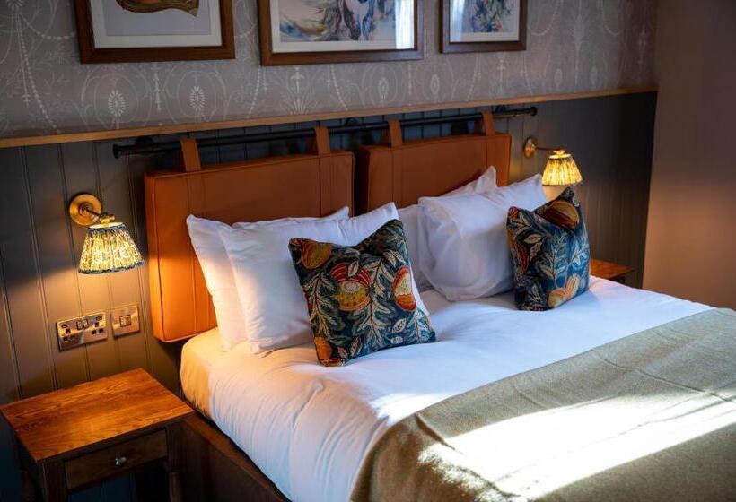 Standard Room, Ely Hotel By Chef & Brewer Collection