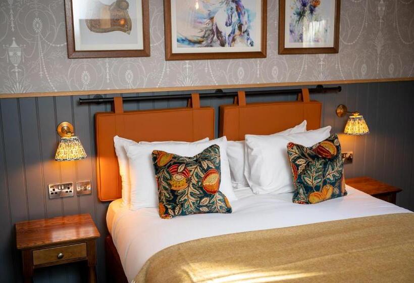 اتاق استاندارد, Ely Hotel By Chef & Brewer Collection