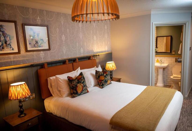 Standard Room, Ely Hotel By Chef & Brewer Collection