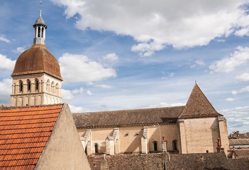 سوییت دوبلکس, Abbaye De Maizieres