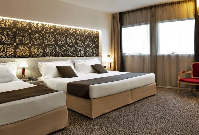 اتاق سوپریور سه تخته, Antony Palace Hotel   Venice Airport