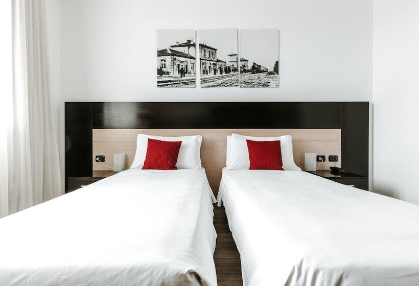 Chambre Standard, Carpi