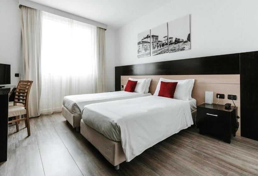 اتاق استاندارد, Carpi