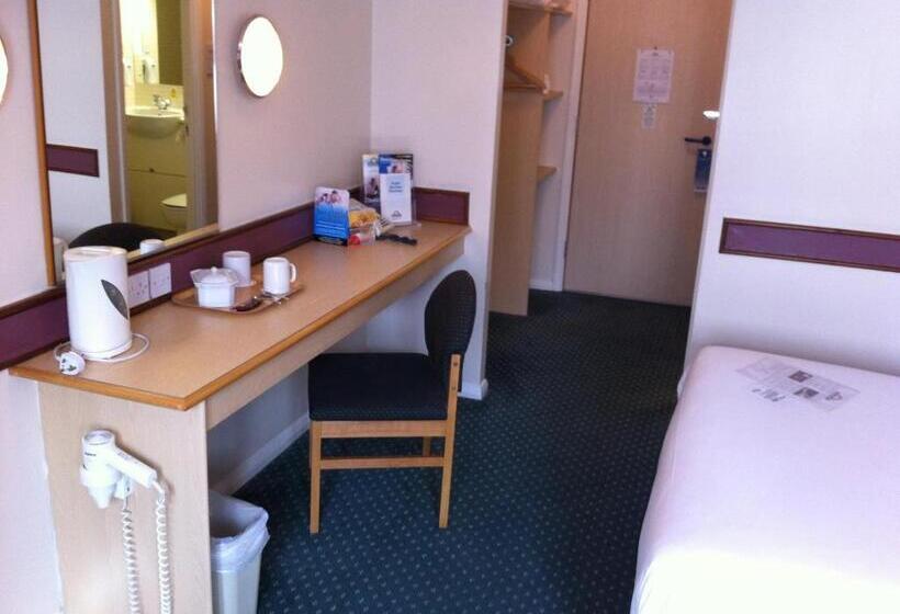 Habitación Familiar, Days Inn By Wyndham Bradford M62