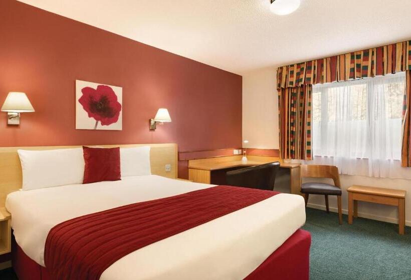 اتاق استاندارد, Days Inn Hotel Bradford   Leeds