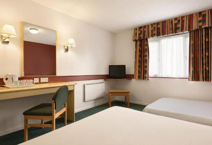 اتاق استاندارد, Days Inn Hotel Bradford   Leeds