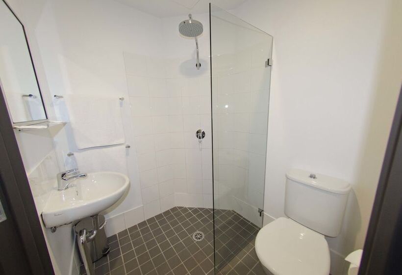 Standard Room, Ibis Budget Sydney East