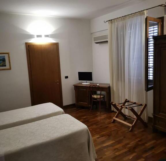 اتاق استاندارد برای معلولان, La Piazzetta