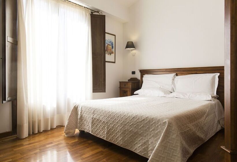 اتاق استاندارد برای معلولان, La Piazzetta