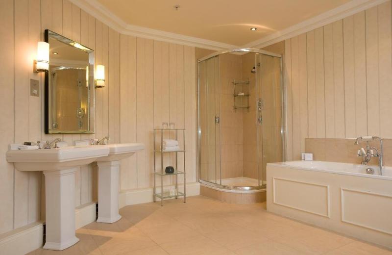 سوییت جونیور, Mar Hall Golf & Spa Resort