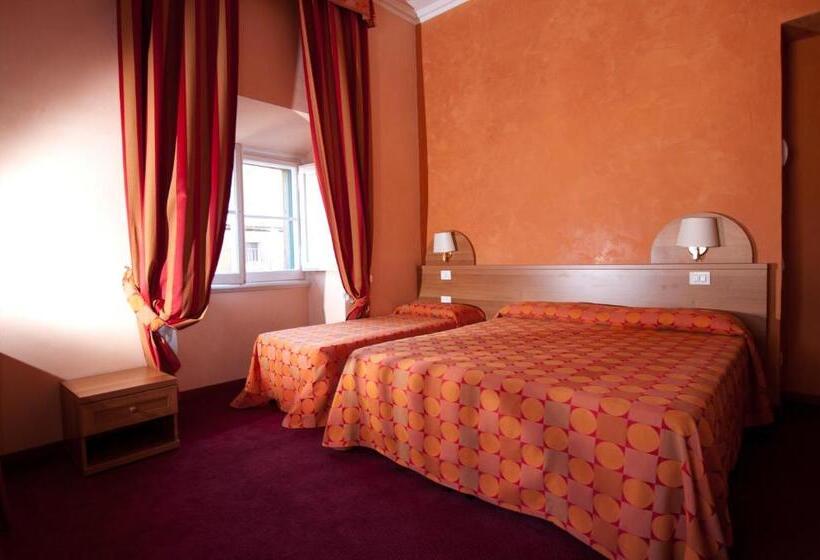 اتاق استاندارد سه نفره, New Morpheus Rooms