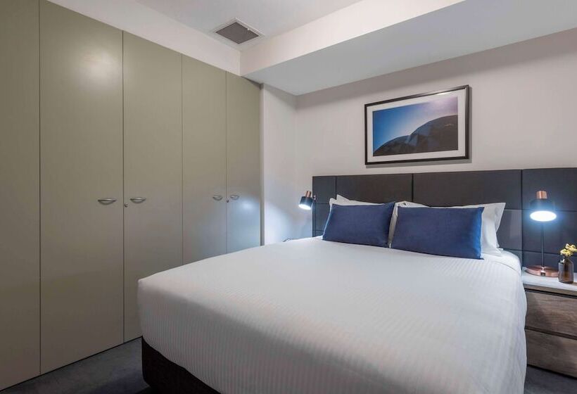 آپارتمان 1 خوابه, Oaks Melbourne On Market