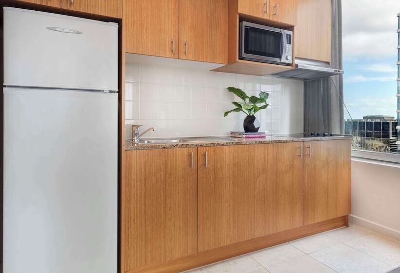 آپارتمان 2 خوابه, Oaks Melbourne On Market