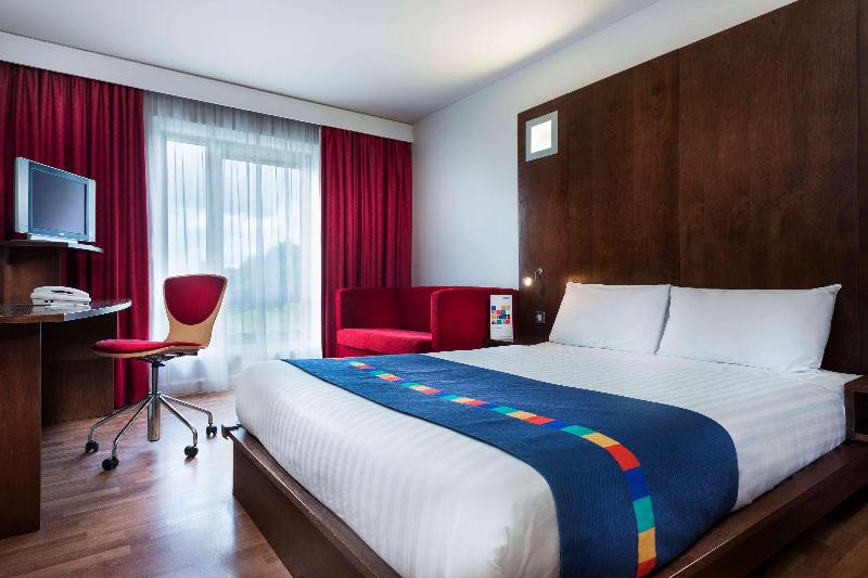 اتاق خانوادگی, Park Inn By Radisson Birmingham Walsall