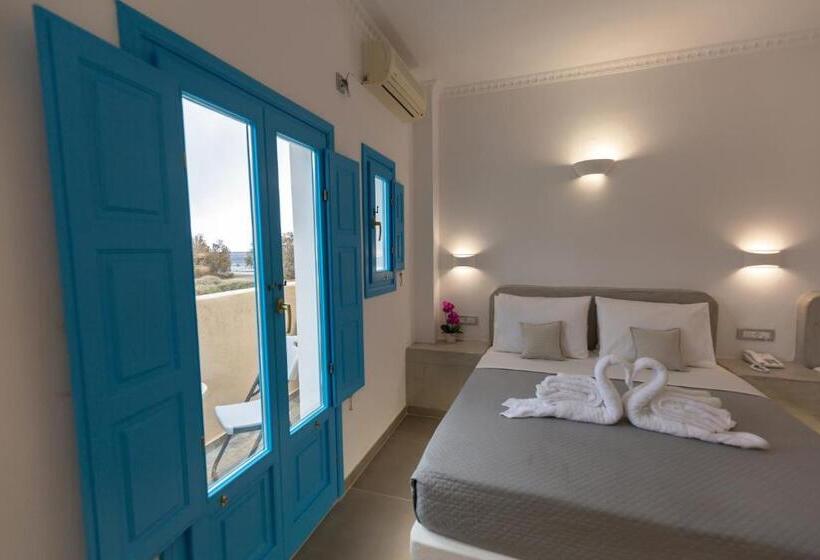 Standard Triple Room, Perissa Bay