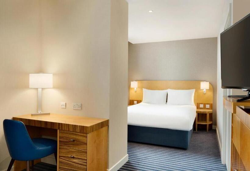 اتاق سوپریور, Ramada Hotel & Suites By Wyndham Coventry