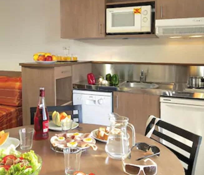 استودیوی استاندارد, Residence Residéal La Grande Motte