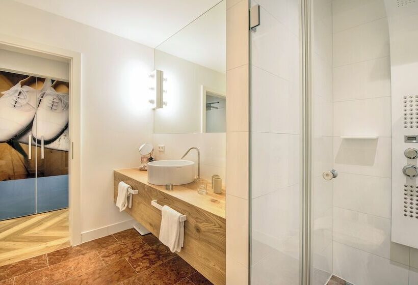سوییت جونیور, Small Luxury Hotel Goldgasse